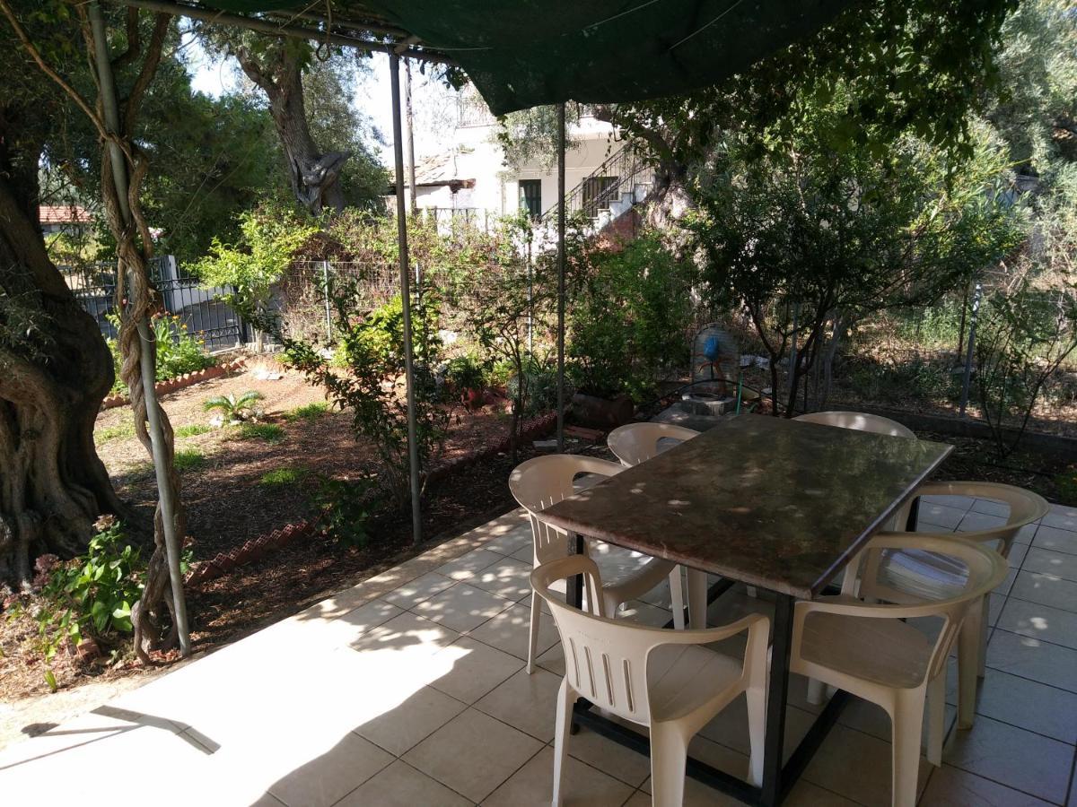 Lefkas House With Garden Villa Tsoukaládhes Dış mekan fotoğraf